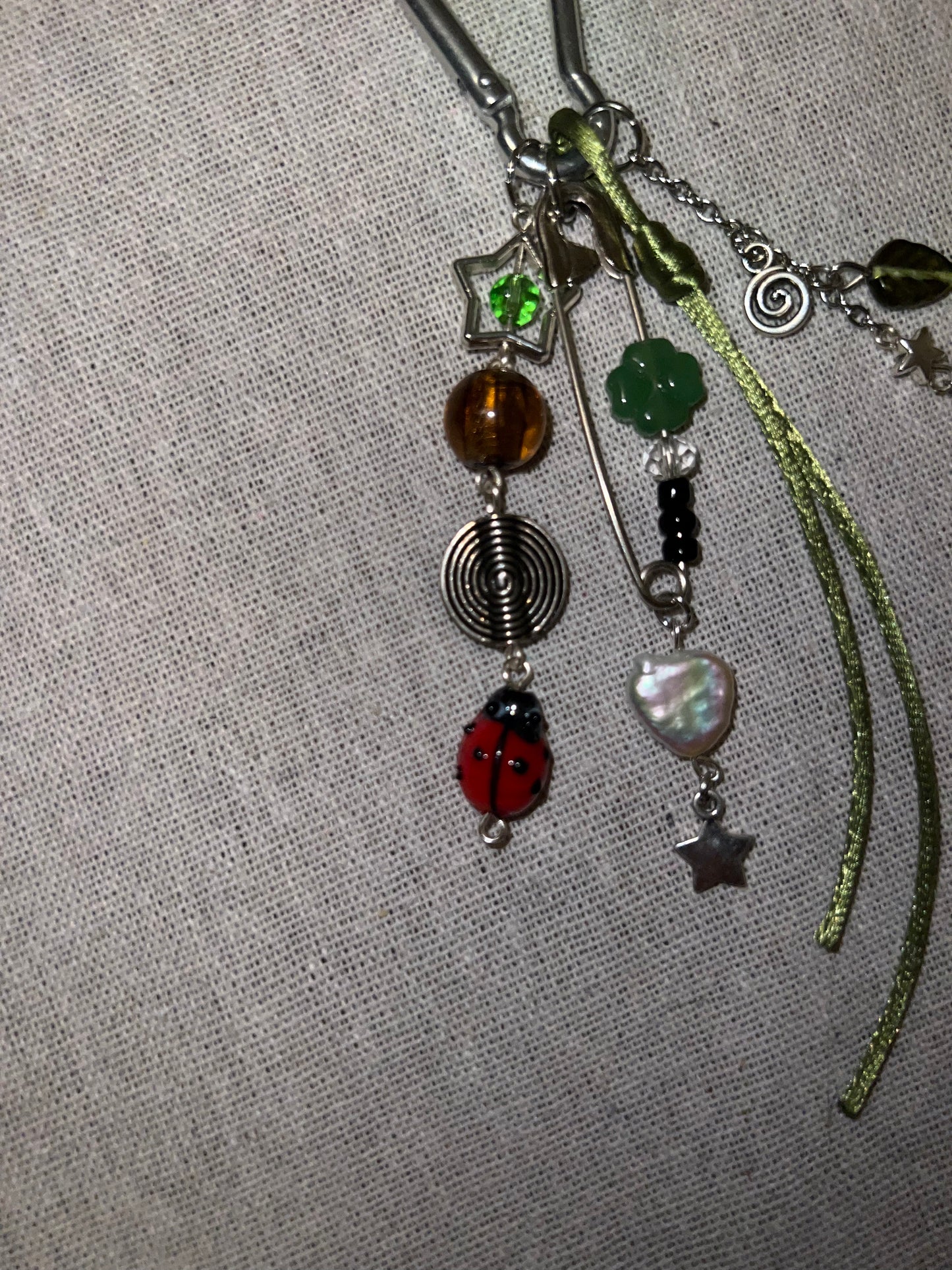LUCKY GARDEN KEYCHAIN