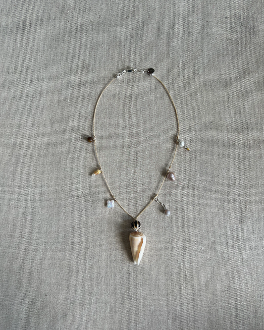 CONE SHELL NECKLACE 03