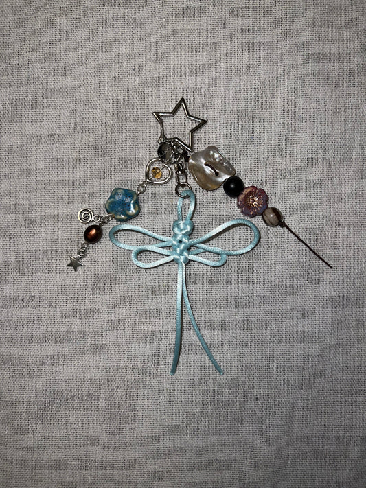 DRAGONFLY KNOT KEYCHAIN - SKY BLUE