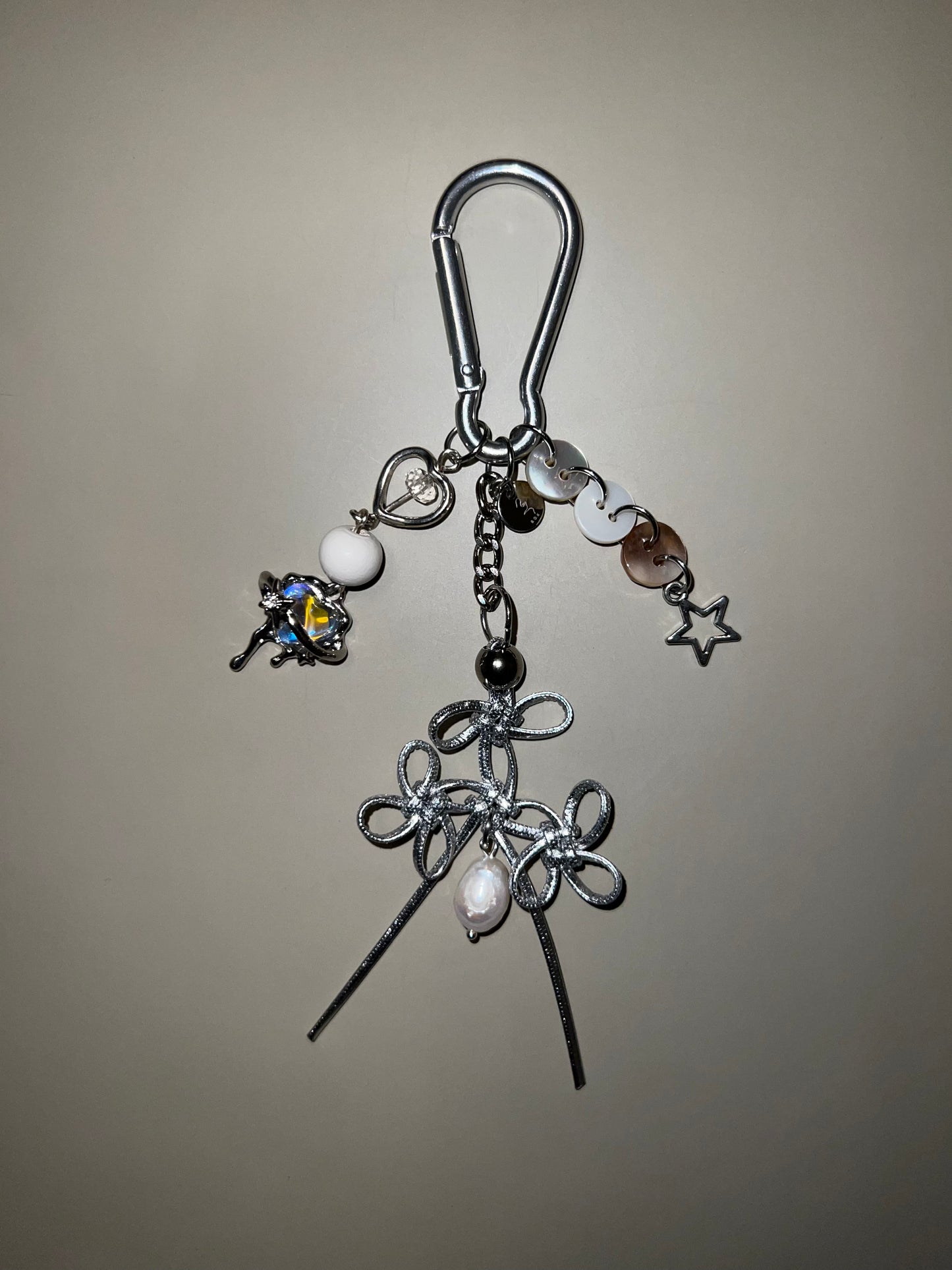 HONEY BEE KNOT KEYCHAIN