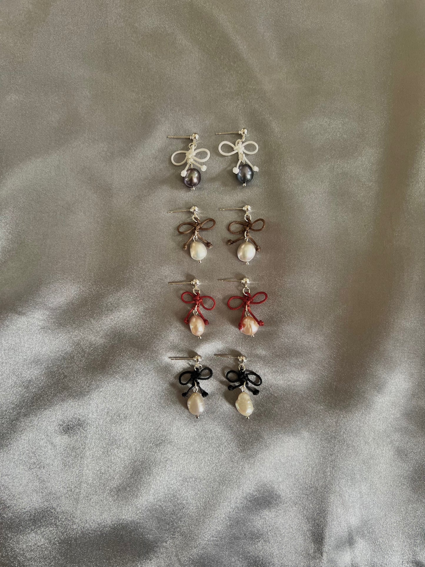 PEARL BOW EARRINGS