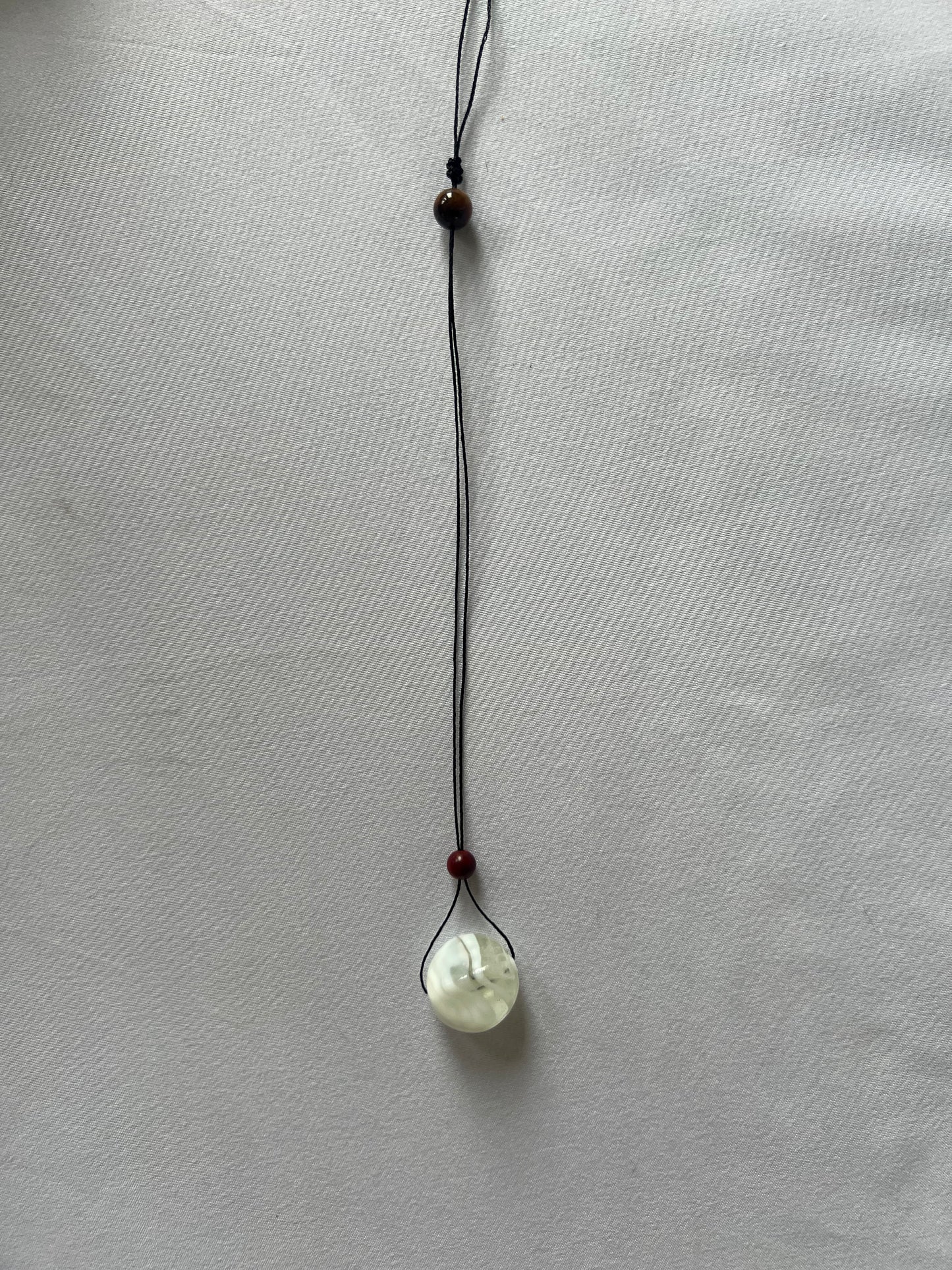 GLASS PENDANT NECKLACE 08