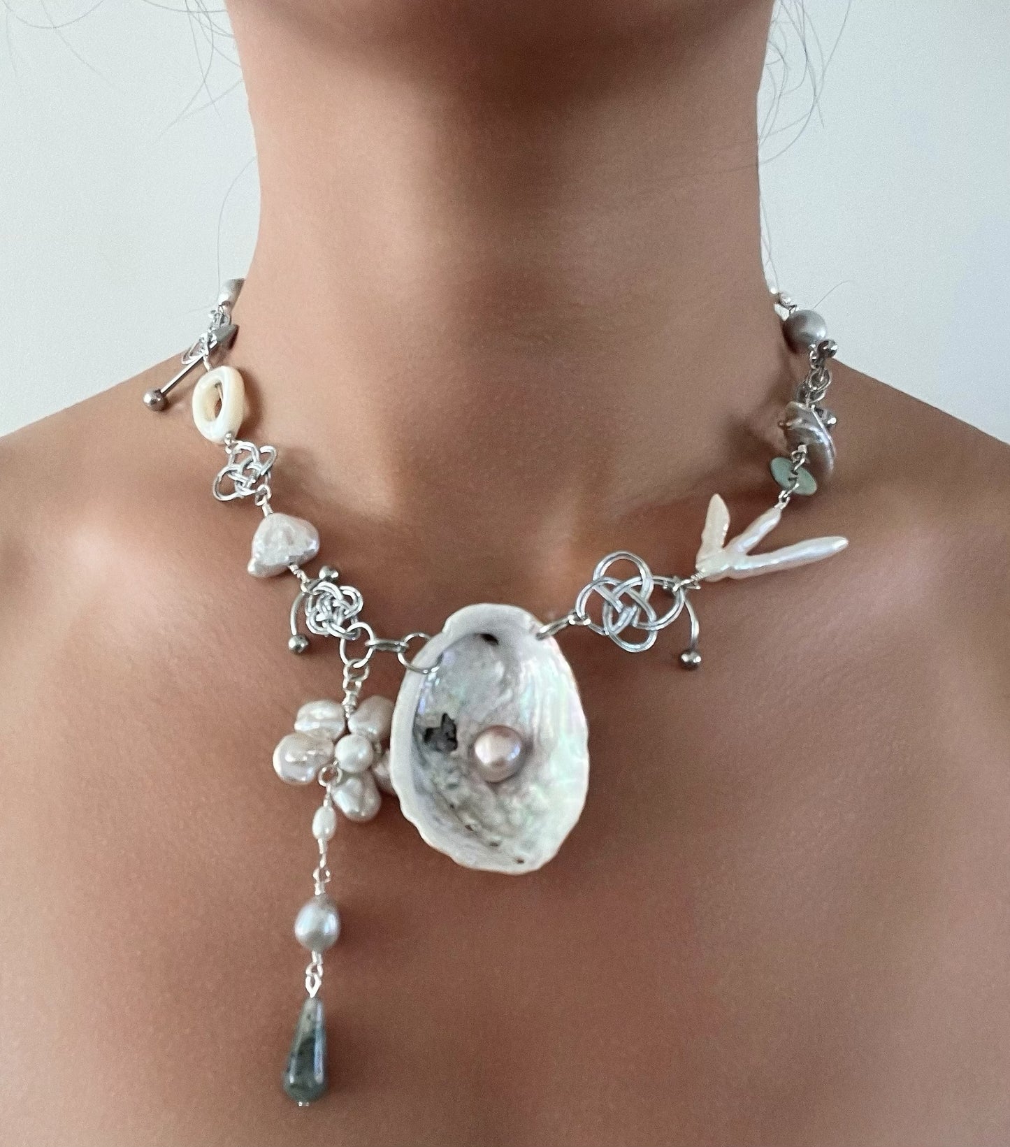 SEA GODDESS NECKLACE