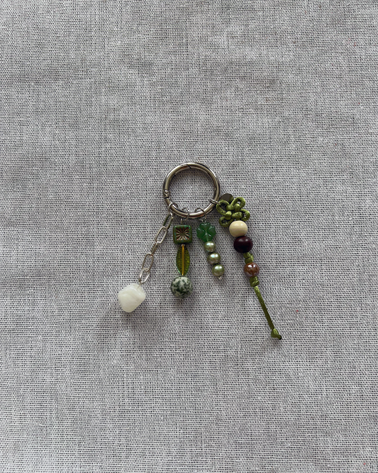 LUCKY CLOVER KEYCHAIN