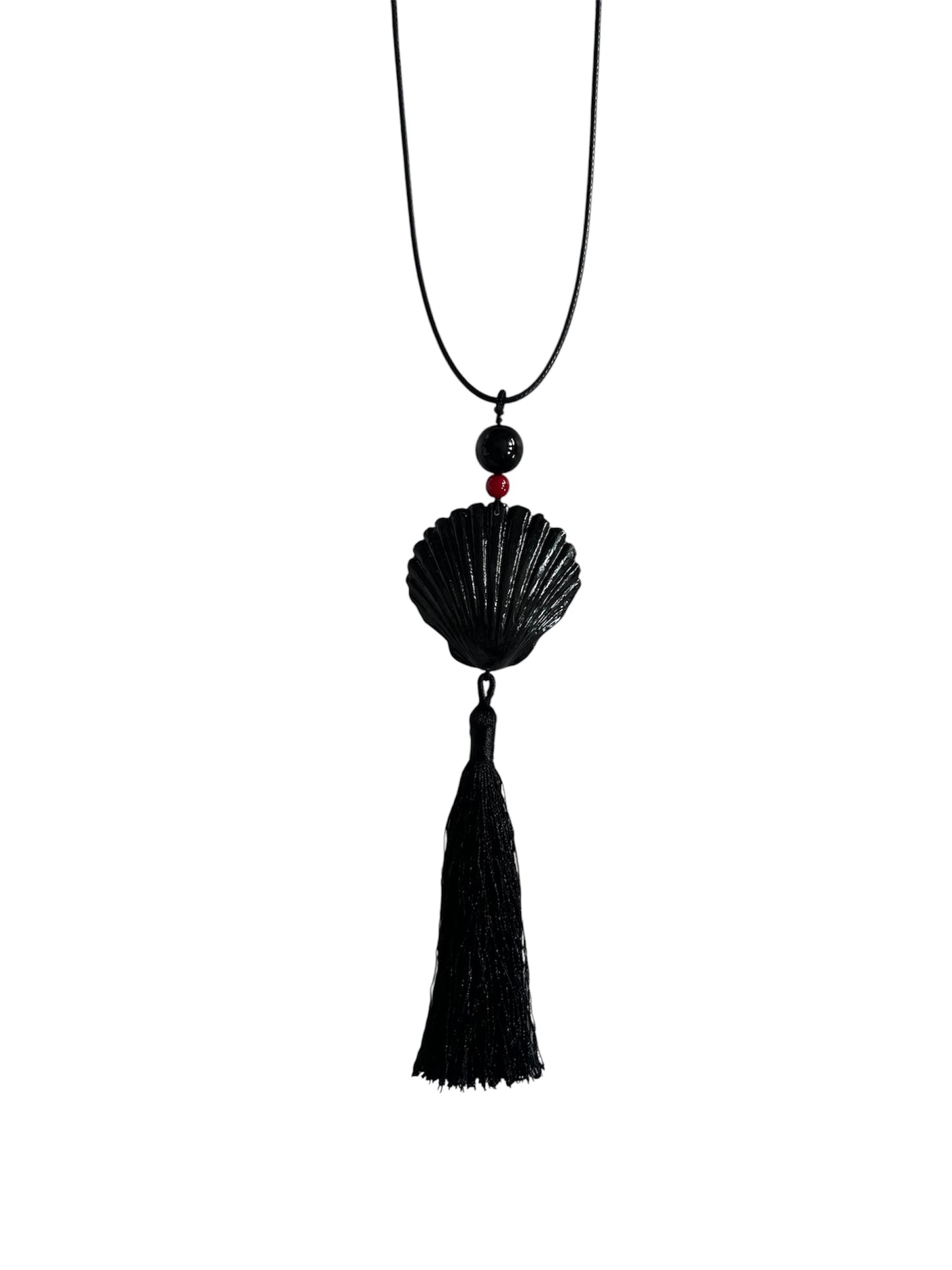 SCALLOP SHELL TASSEL NECKLACE BLACK